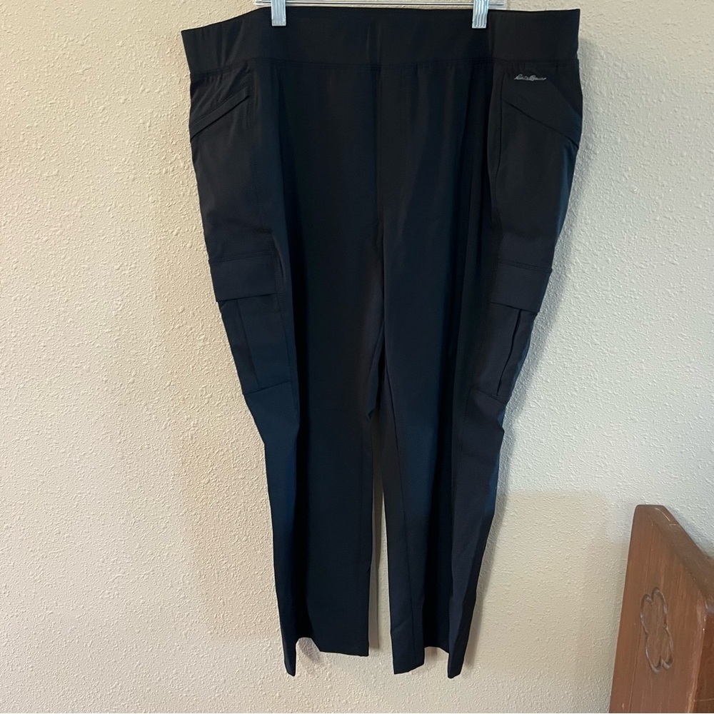 Eddie Bauer Women's Black Cargo Pants Size 18